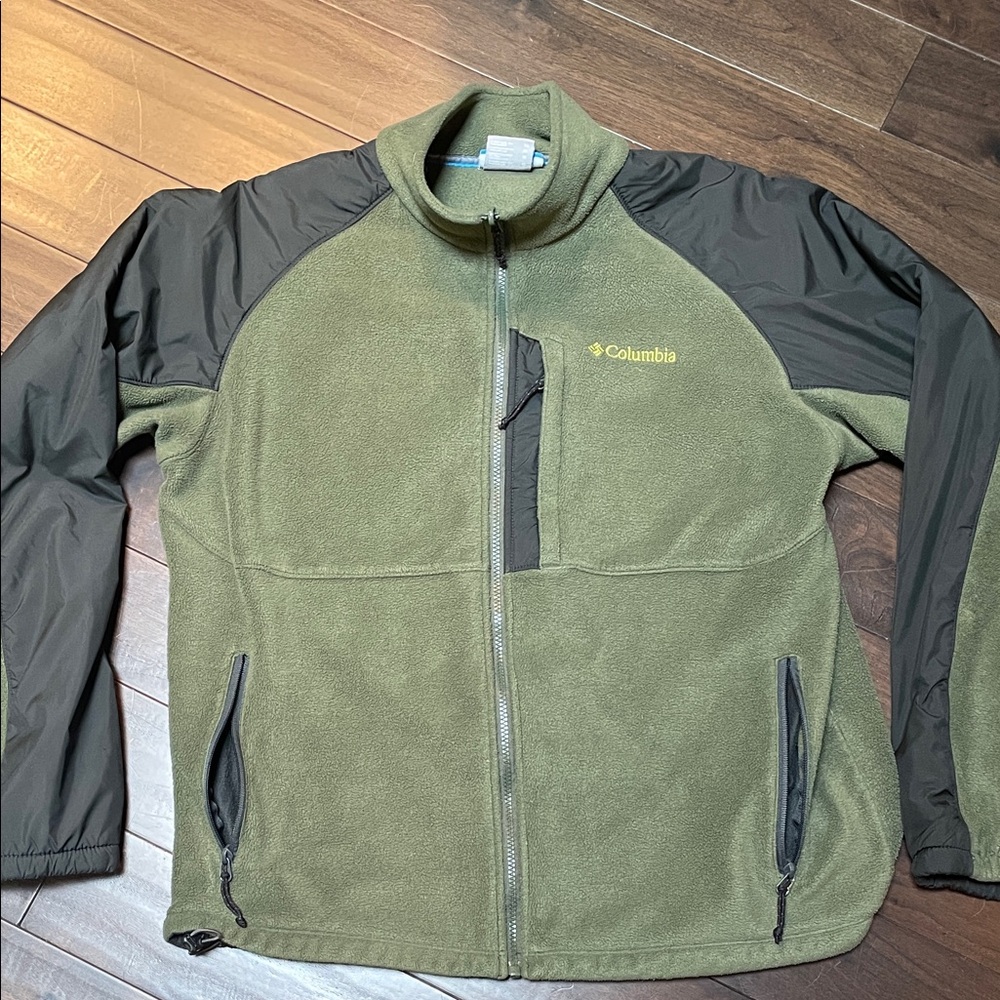 Columbia Green and Black full-zip Fleece Jacket size XL